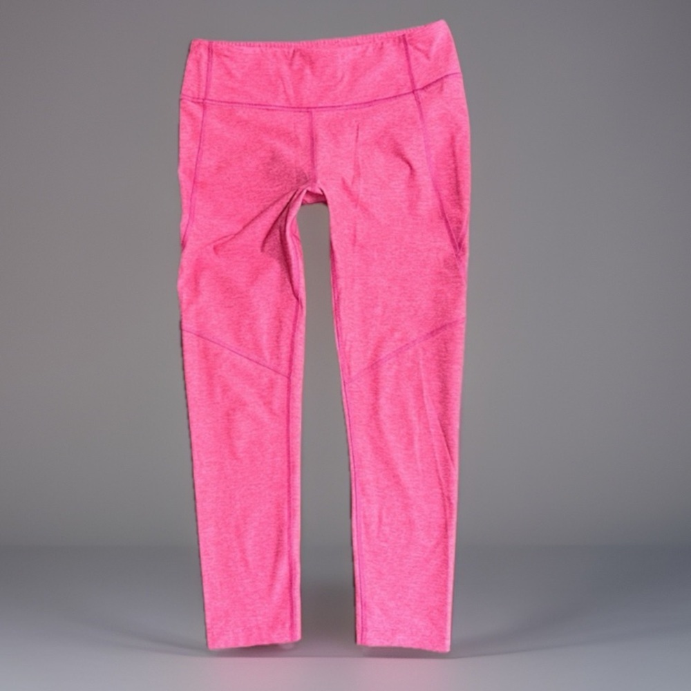 Outdoor voices, thick stretch, size medium, dark, pink cropped leggings - Picture 1 of 7